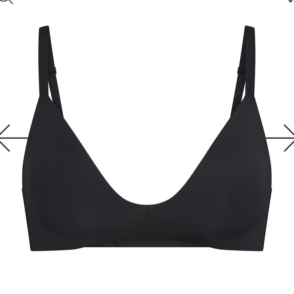 SKIMS WIRELESS FORM T-SHIRT DEMI BRA | ONYX